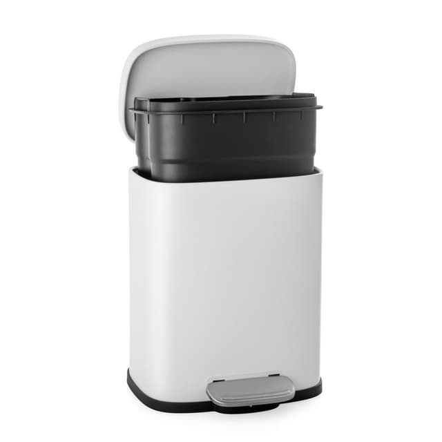 KOSZ NA ŚMIECI 3L - AWD Interior