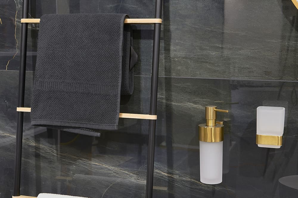 Wieszak łazienkowy drabinka AWD Interior czarna bambus 1904