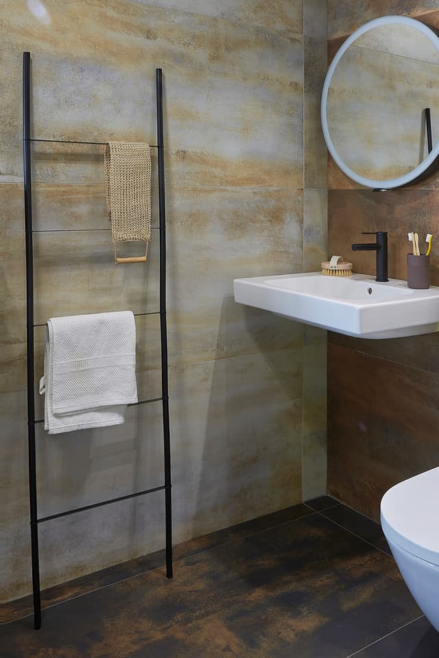 Wieszak łazienkowy drabinka AWD Interior czarna 1905