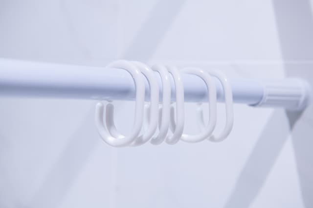 KÓŁKA DO ZASŁONEK BIAŁE - AWD Interior