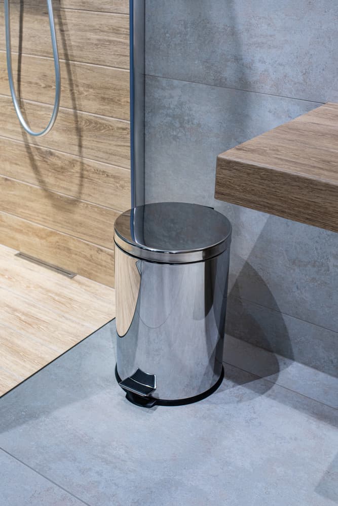 KOSZ NA ŚMIECI 12L - AWD Interior