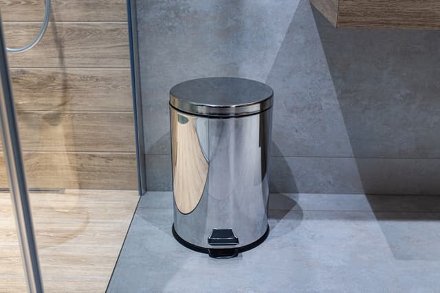 KOSZ NA ŚMIECI 12L - AWD Interior