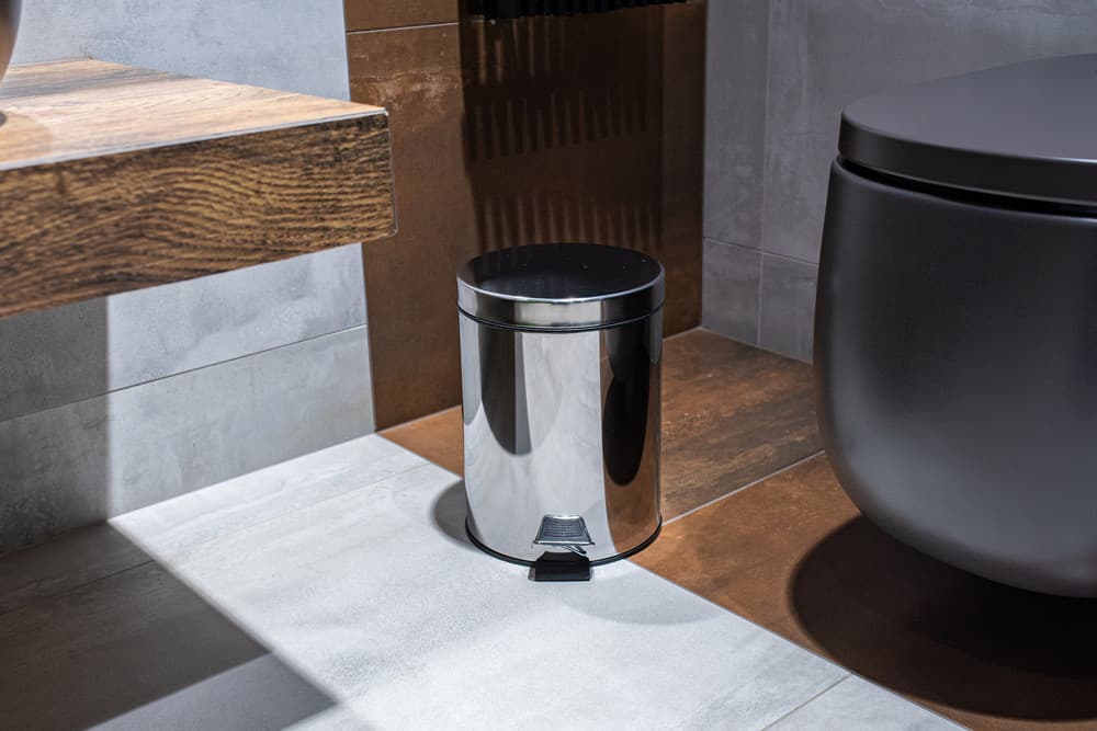 KOSZ NA ŚMIECI 5L - AWD Interior