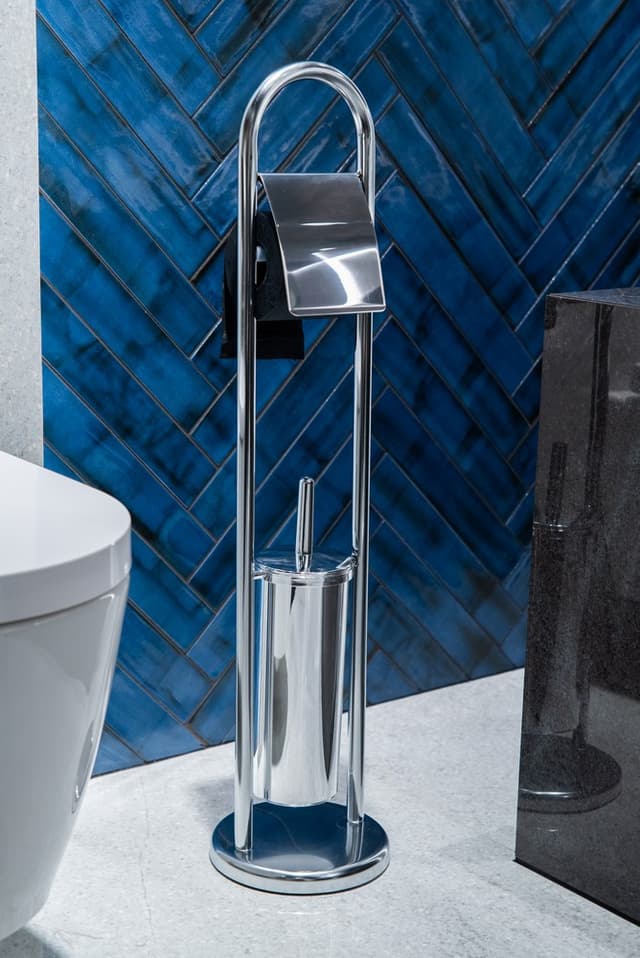 STOJAK ŁAZIENKOWY - AWD Interior