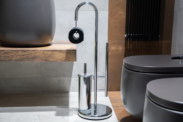 STOJAK ŁAZIENKOWY - AWD Interior