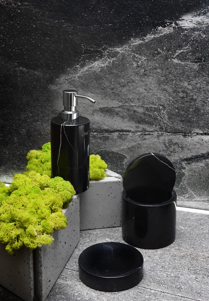 DOZOWNIK - AWD Interior