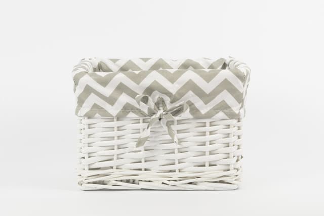 Koszyk wiklinowy Koszoplotka biały z wyściółką 26x23x19h